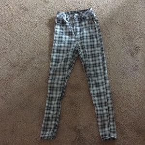Hot Topic Black and White Plaid High Rise Jeggings